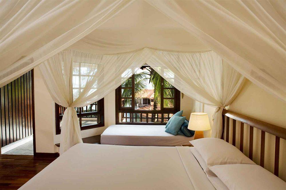 Avillion Port Dickson Ξενοδοχείο Εξωτερικό φωτογραφία A bedroom at the resort