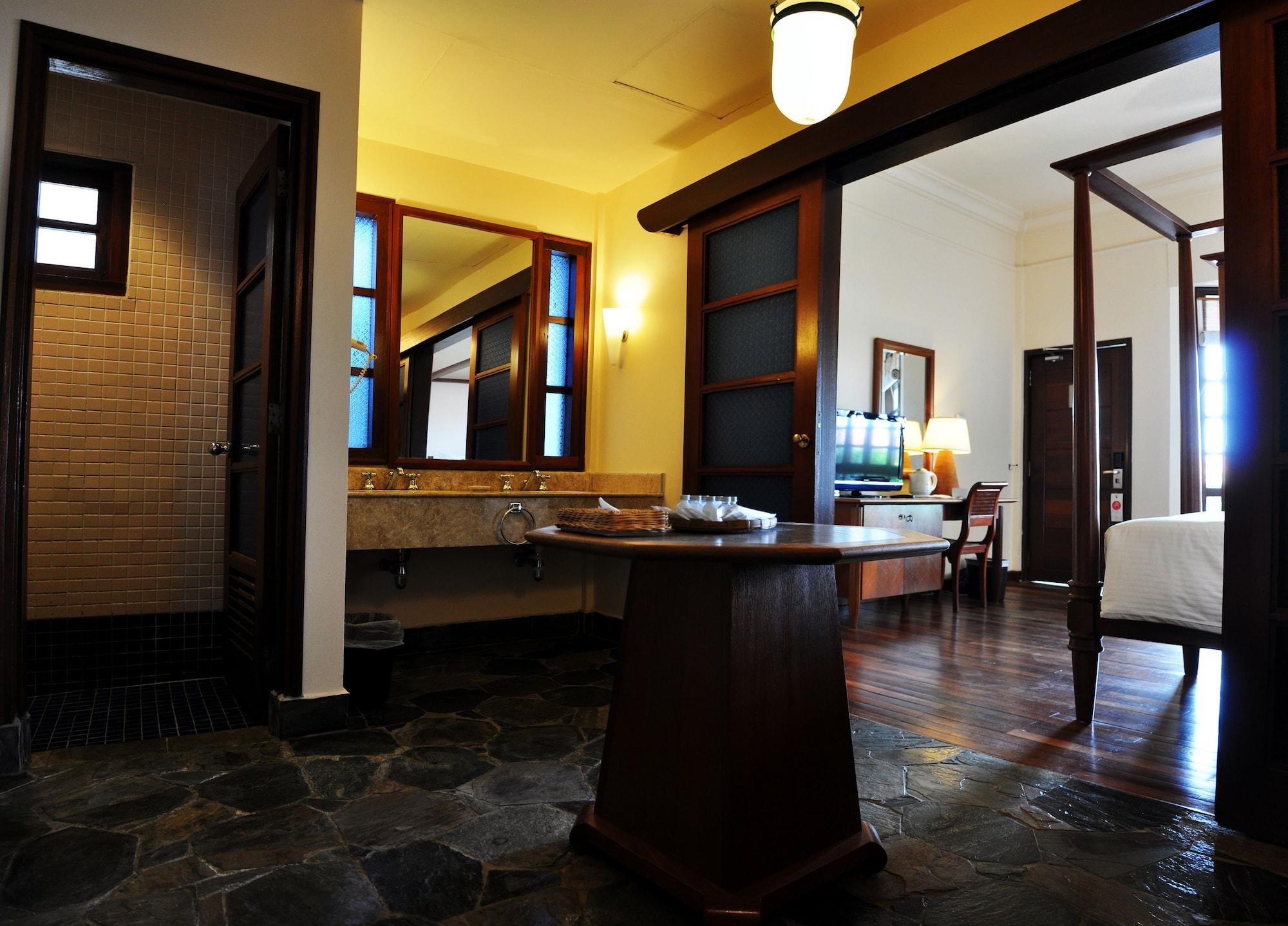 Avillion Port Dickson Ξενοδοχείο Εξωτερικό φωτογραφία A suite at the hotel