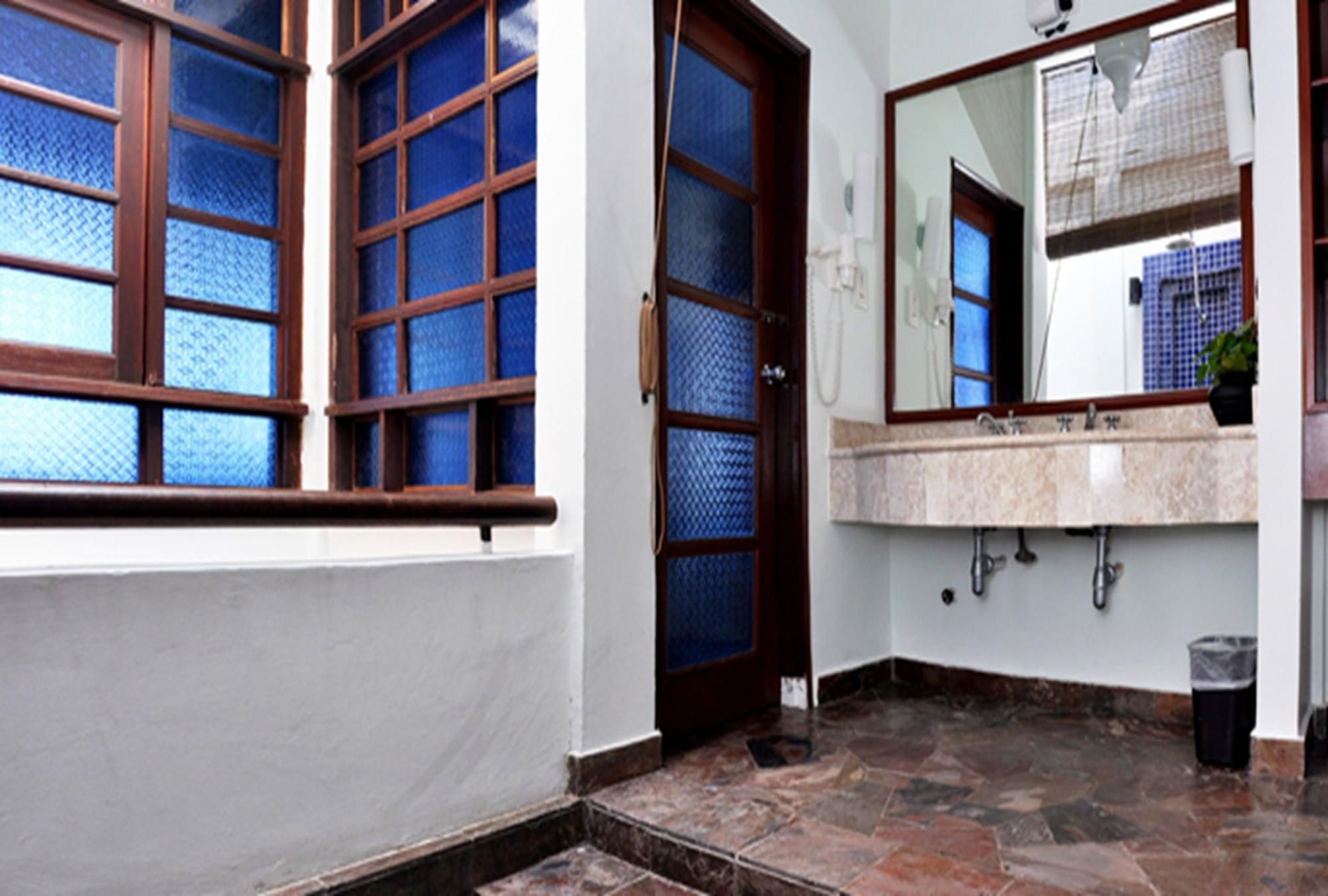 Avillion Port Dickson Ξενοδοχείο Εξωτερικό φωτογραφία Bathroom