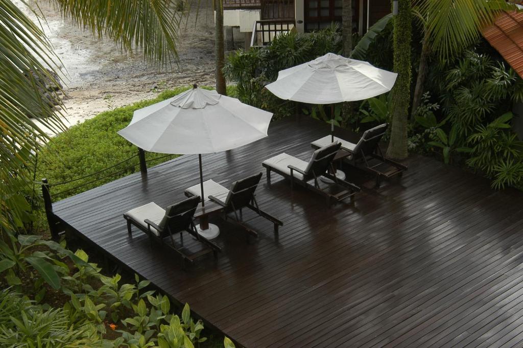 Avillion Port Dickson Ξενοδοχείο Εξωτερικό φωτογραφία Composite wood deck